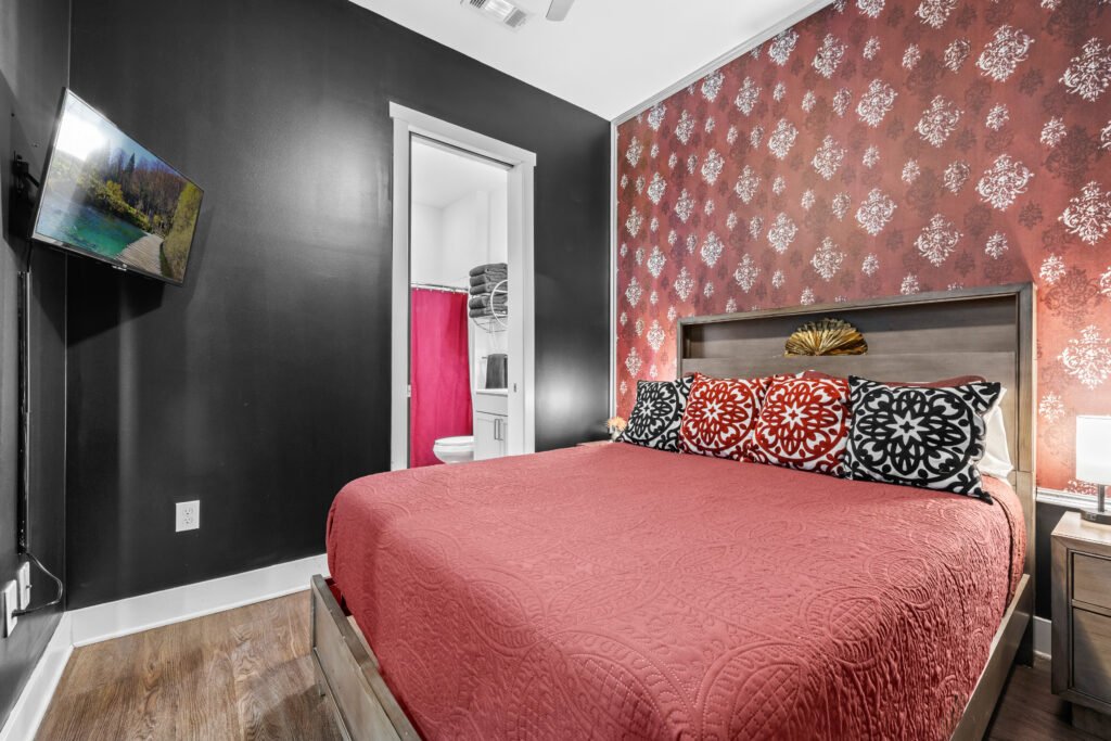 Suite bedroom
